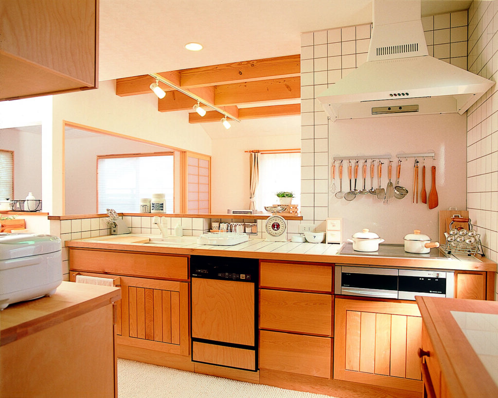 カバ桜材キッチン