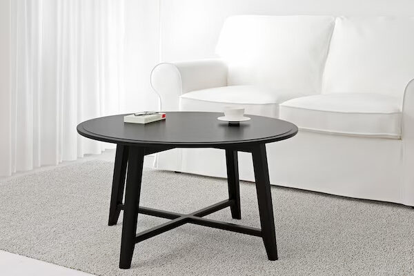 他の家具とコーディネートがしやすい丸いローテーブル